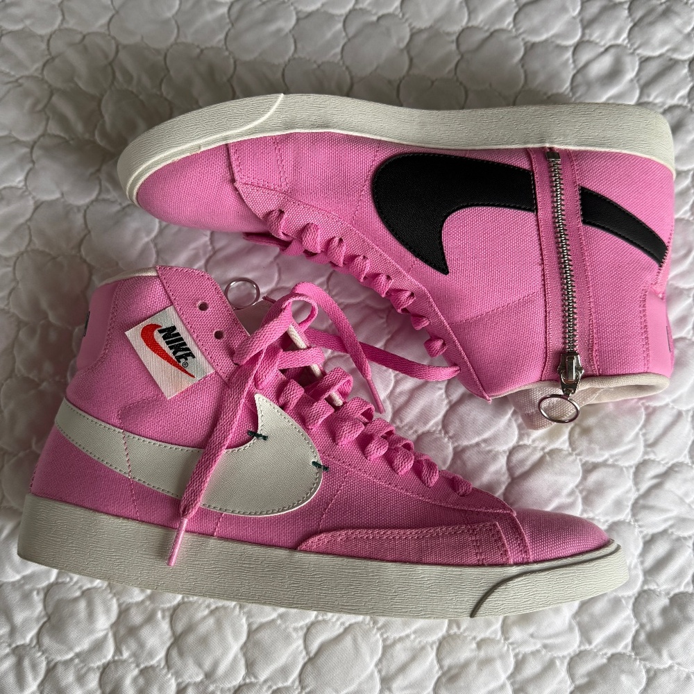 Nike Pink High-Top Sneakers - Picture 3 of 9